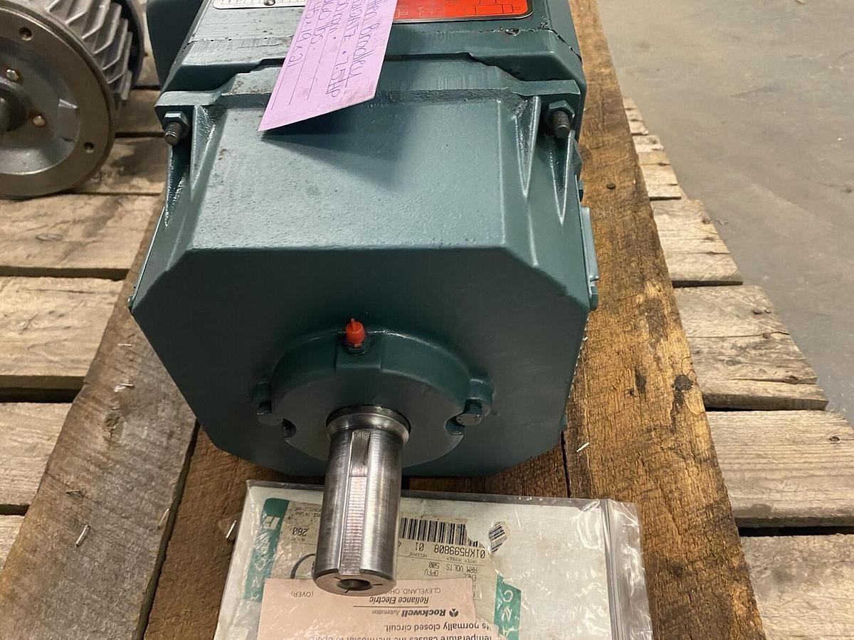 Allen Bradley,C1812ATZ,1325 DC Motor 7.5hp 1750rpm 300VDC