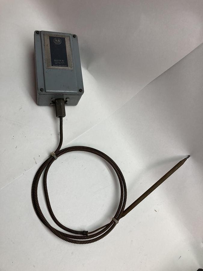 Used Allen-Bradley,Bulletin 837 Nema 4 & 13,Temperature Switch