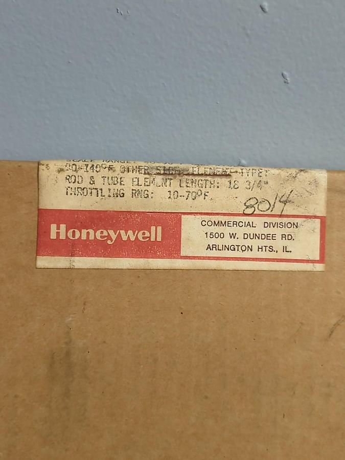 HONEYWELL,LF907A 1002 4,AIR STREAM INSERTION THERMOSTAT NOS