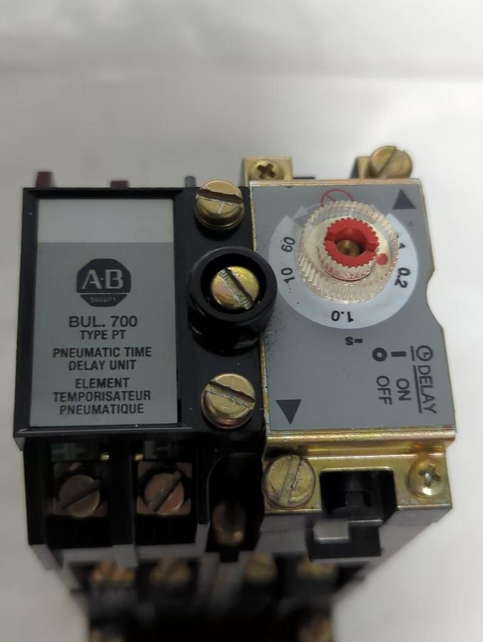 Used ALLEN BRADLEY,700-PT,PNEUMATIC TIME-DELAY UNIT PRE-OWNED