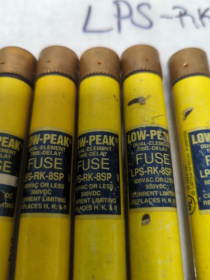Used COOPER BUSSMANN,LPS-RK-8SP,LOW-PEAK 8 AMP FUSE LOT OF 5 PRE-OWNED