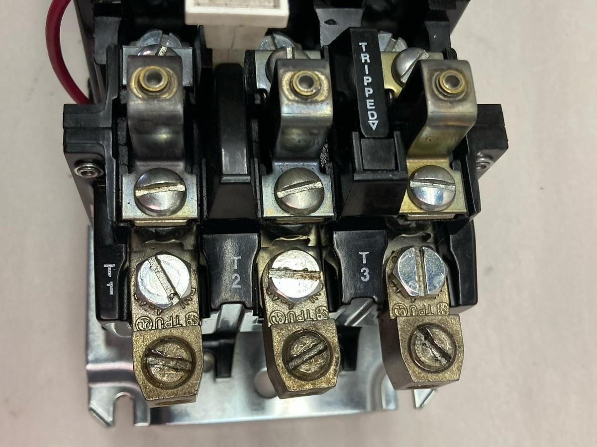 Used Allen-Bradley,500F-COD930,Contactor Nema Size 2 Series C 600VAC