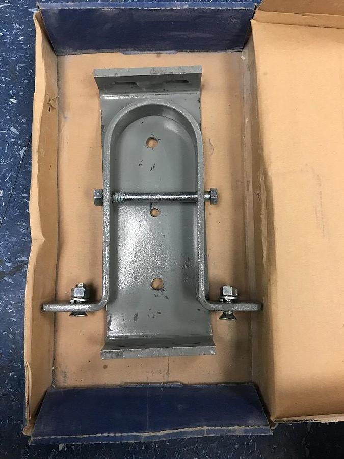 Used MARTIN,12CH2165,BEARING HANGER