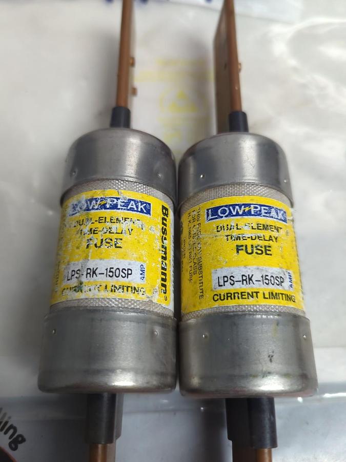 Used COOPER BUSSMANN,LPS-RK-150SP,LOW-PEAK 150 AMP FUSE LOT OF 2 PRE-OWNED