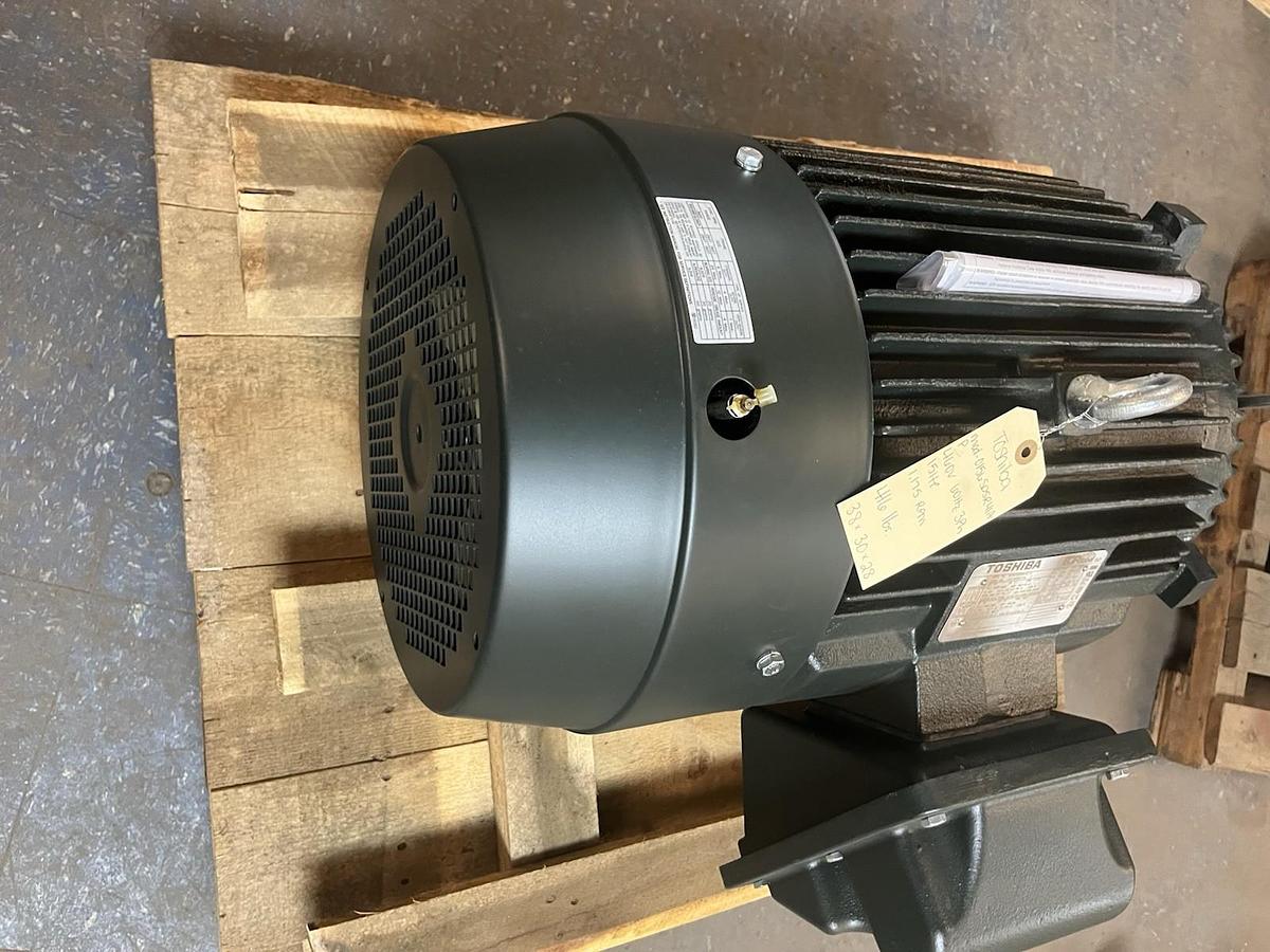 TOSHIBA,0156SDSR41A-P,EQP SEVERE DUTY MOTOR 15HP 1175RPM 3PH 284T
