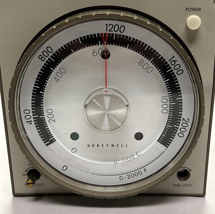 HONEYWELL,R7355E-10122,TEMPERATURE CONTROL DIALATROL NOS
