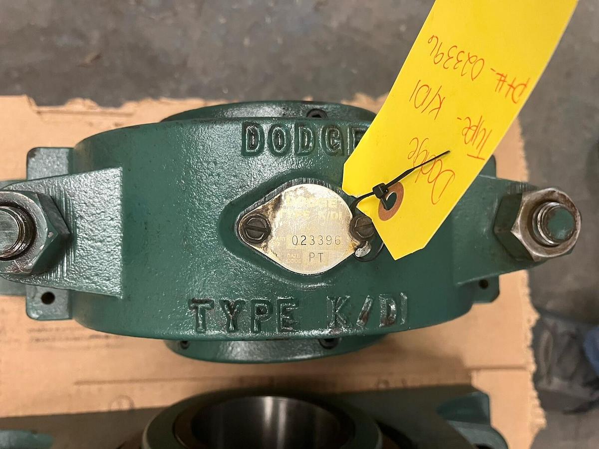 Used DODGE,023396,PILLOW BLOCK BEARING 3-7/16" BORE P2B-DI-307RE