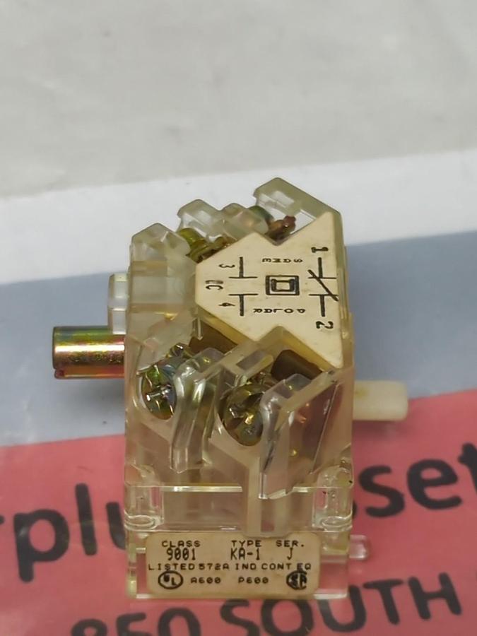 SQUARE D,9001 KA 1,FINGER SAFE CONTACT BLOCK SERIES J NOS