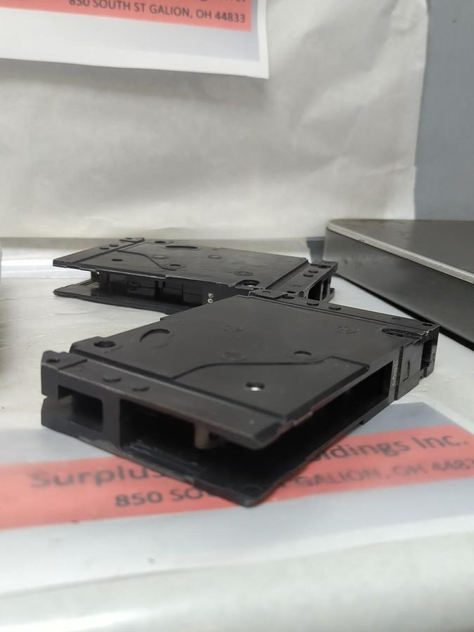 Used SIEMENS I.T.E,ED41B020,CIRCUIT BREAKER 20 AMP 1-POLE LOT OF 2 PRE-OWNED