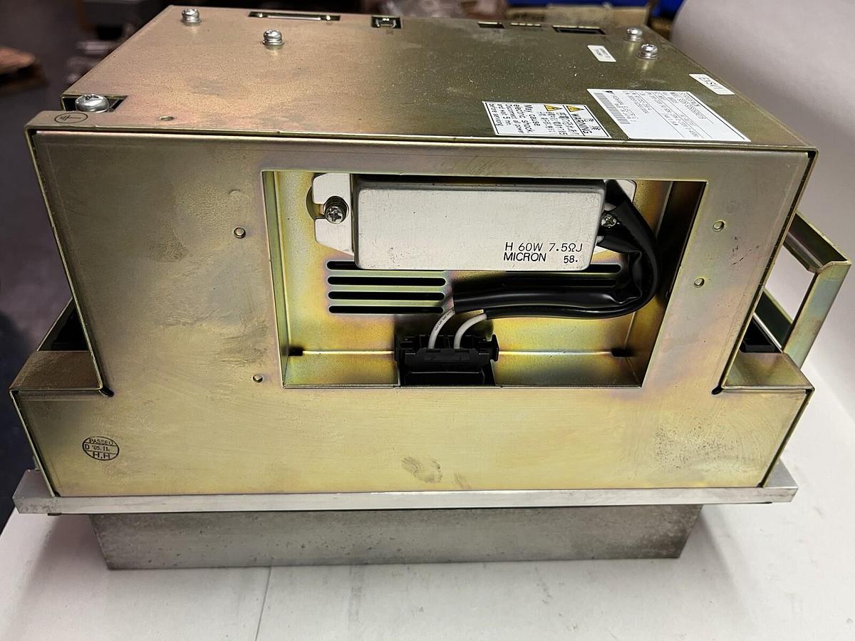 Used YASKAWA,SGDR-SDB350A01B,SERVO PACK