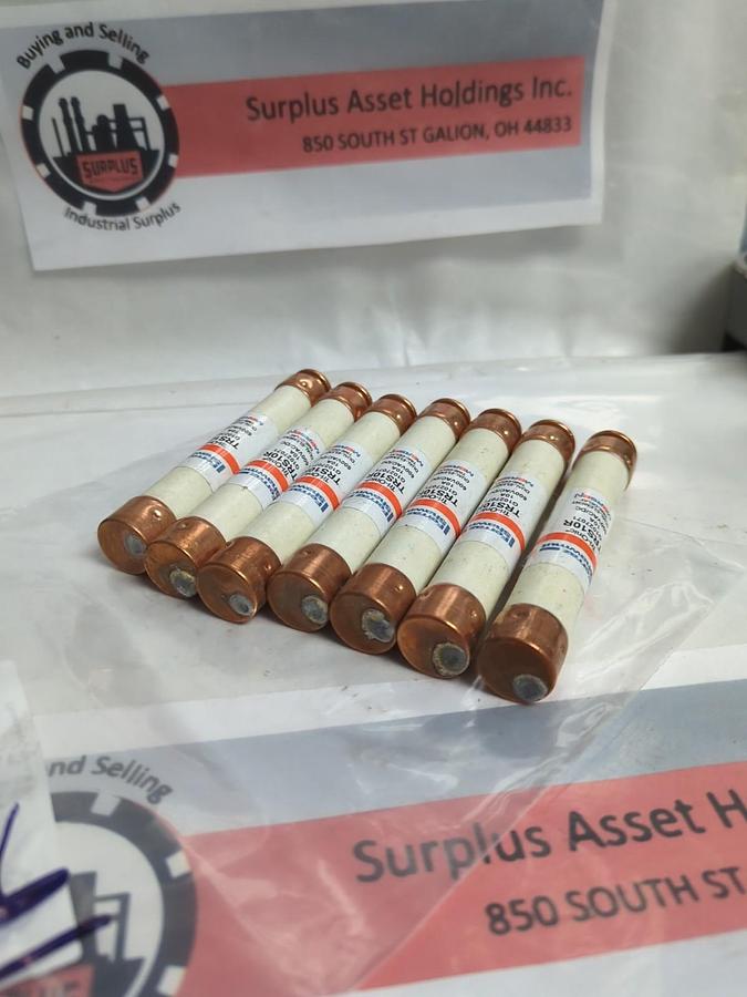 Used FERRAZ SHAWMUT,TRS-10R,TRI-ONIC 10 AMP FUSE LOT OF 7 PRE-OWNED