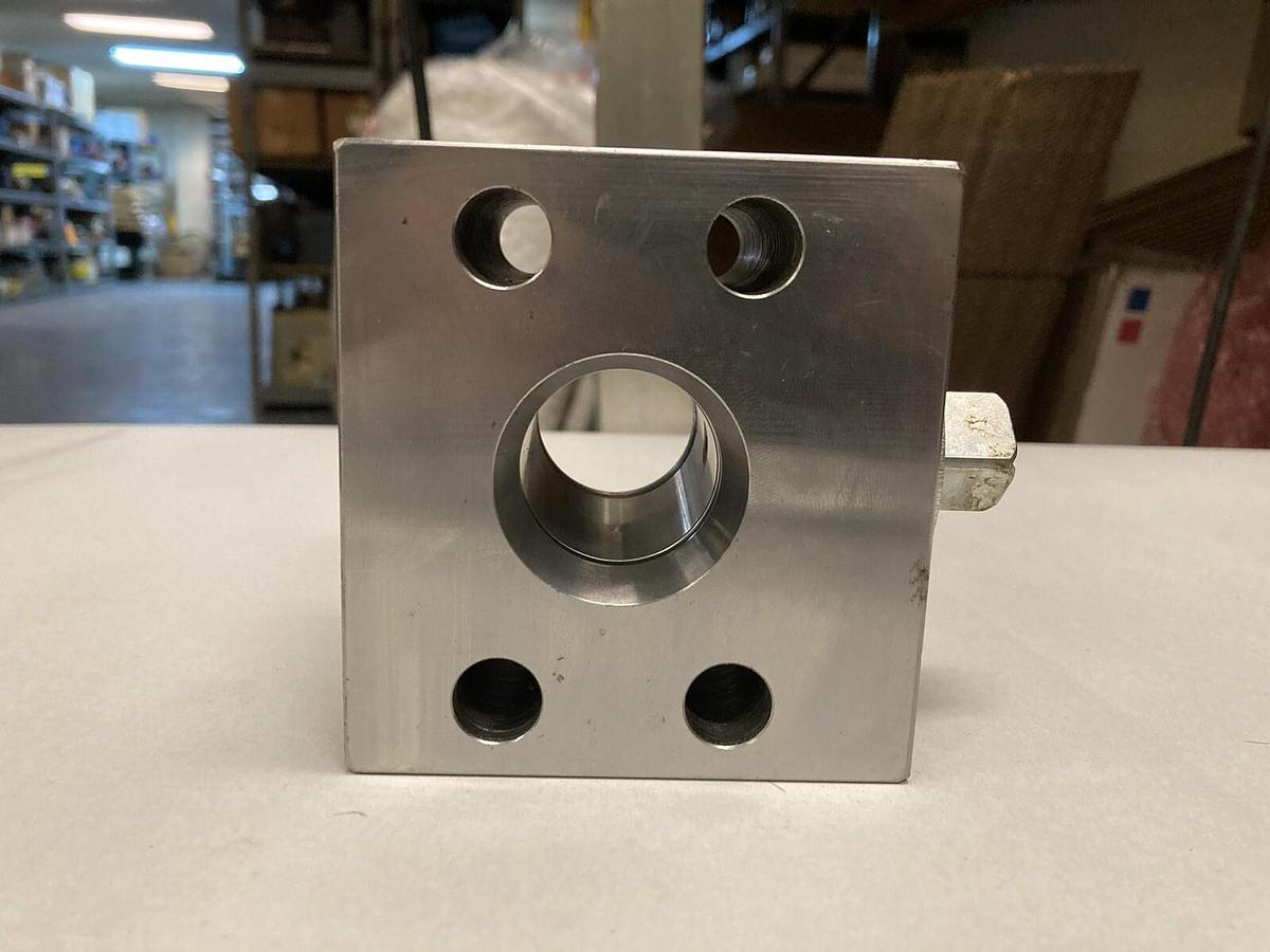 Used Inserta,IBF-B-6124-ND,Adaconn Ball Valve Hydraulics Shut Off