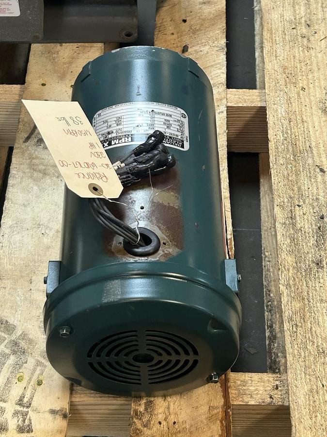 Used RELIANCE,6910767-00,DC MOTOR 1HP 230V 1150RPM SMG0056HCZ FRAME