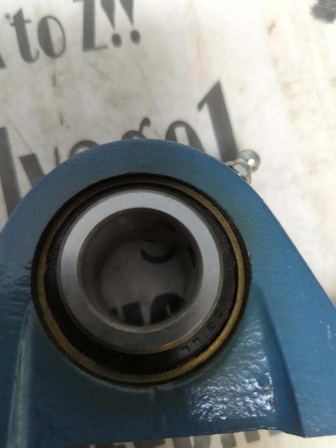 MCGILL,C-05 3797901,PILLOW BLOCK BEARING 15/16 INCH BORE NOS