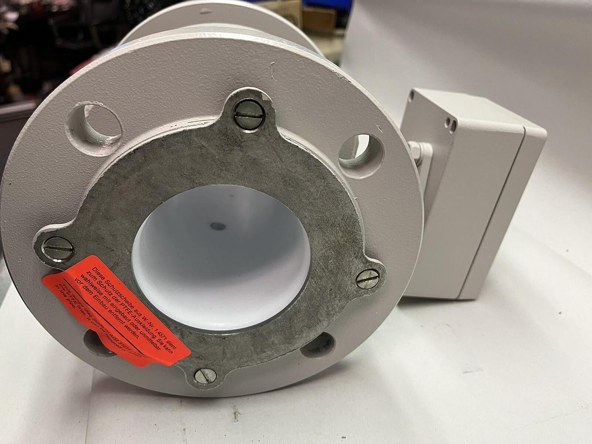 SIEMENS,MID-711/A,SITRANS FM 3" FLOW METER 7ME57 02-1HC20-0AB0