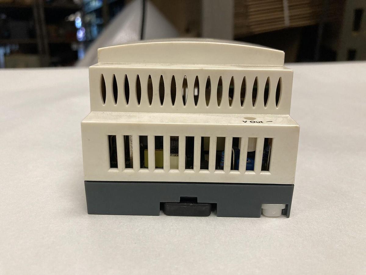 Used Schneider Elecric,ABL7 RM24025,Power Supply 24 VDC 2.5A  60W