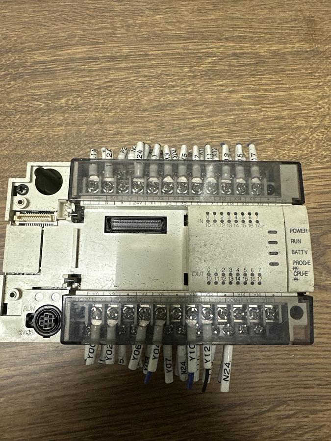 Used Mitsubishi,FX2N-32MR-ES/UL,Programmable Controller