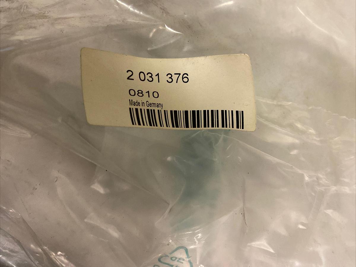 SICK,2-031-376 WSG-DSDT,WEATHER PROTECTIVE HOUSING w BEF-DSDT BASE