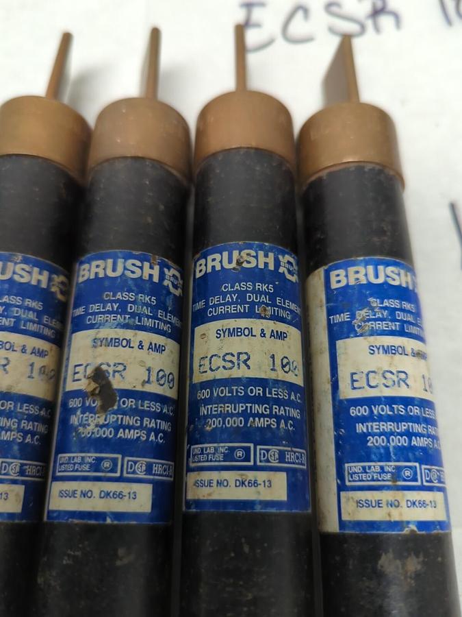 Used BRUSH,ECSR-100,DUAL ELEMENT 80 AMP FUSE LOT OF 4 PRE-OWNED