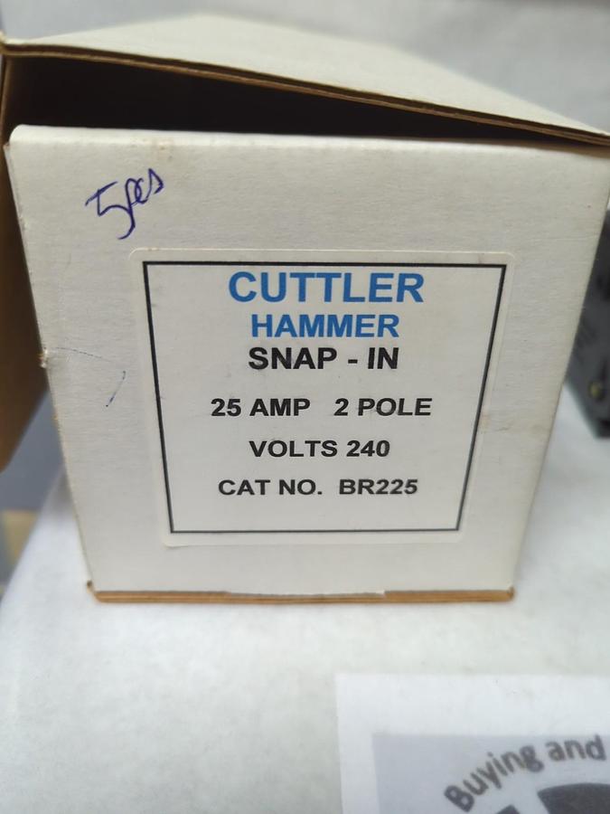 Used CUTLER-HAMMER,BR225,CIRCUIT BREAKER 25 AMP 2-POLE LOT OF 5 PRE-OWNED