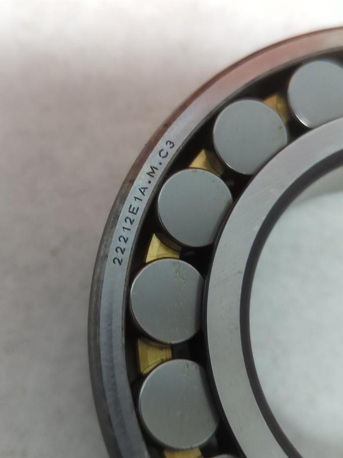 FAG,22212E1A.M.C3,SPHERICAL ROLLER BEARING 60 X 110 X 28 MM NOS