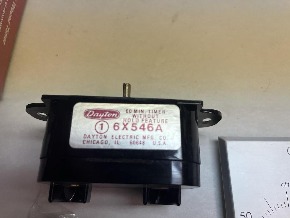 DAYTON,6X546A,SPRING WOUND 60 TIMER W/O HOLD FEATURE
