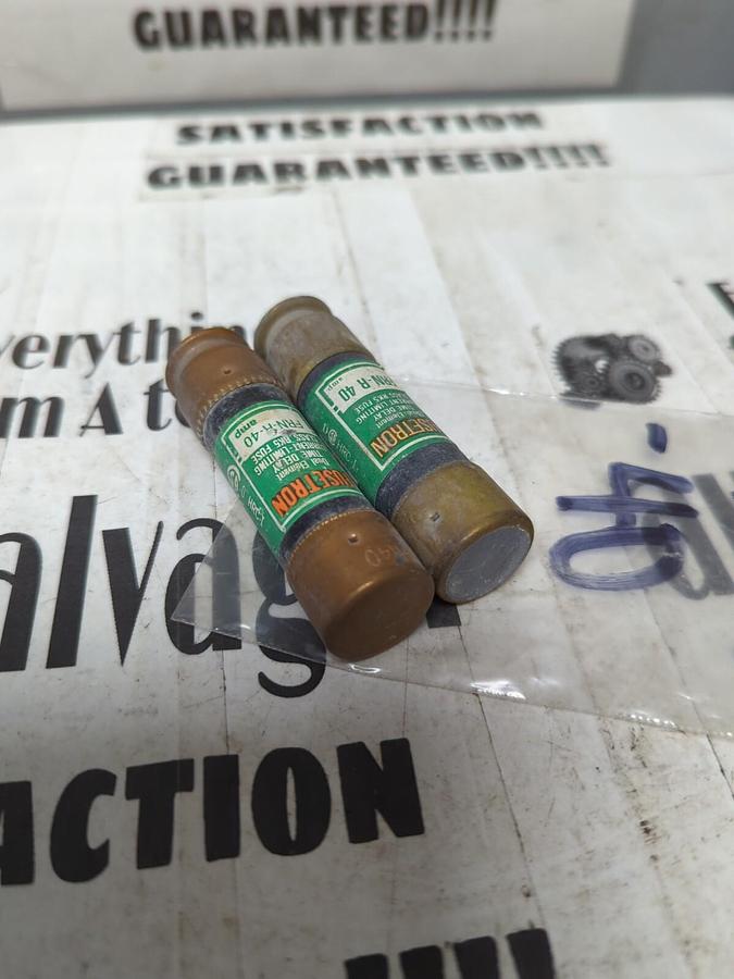 COOPER BUSSMANN,FRN-R-40,FUSETRON 40 AMP FUSES LOTOF 2 NOS