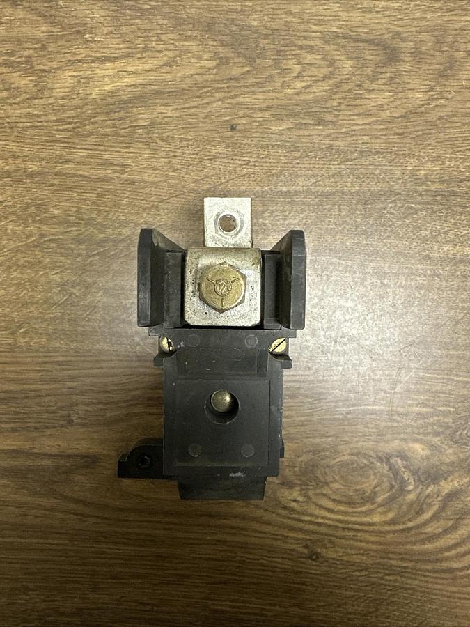 Used Allen Bradley,599-P4A,Power Pole Size 4