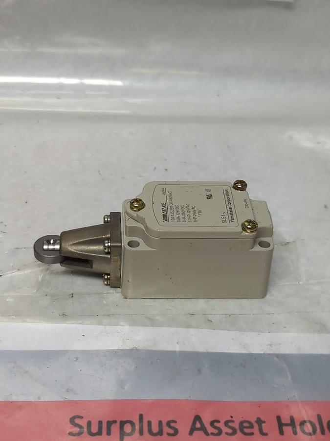 YAMATAKE,5SLS1-J,MICRO LIMIT SWITCH MISSING BOX NOS