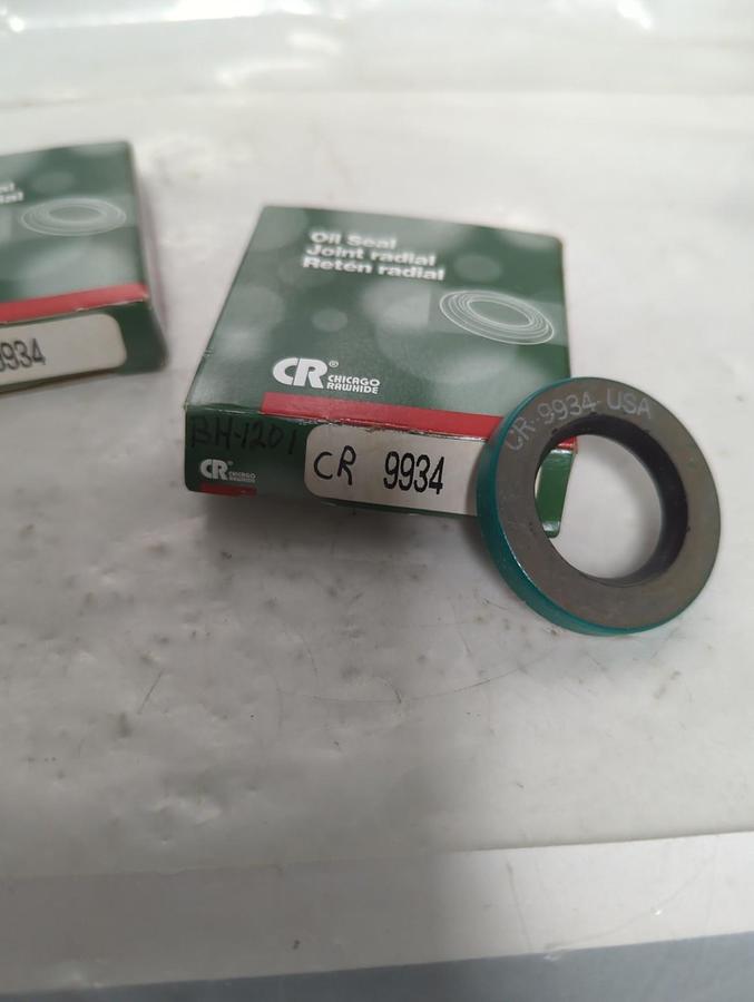 CHICAGO RAWHIDE,9934,OIL SEAL LOT OF 3 NOS