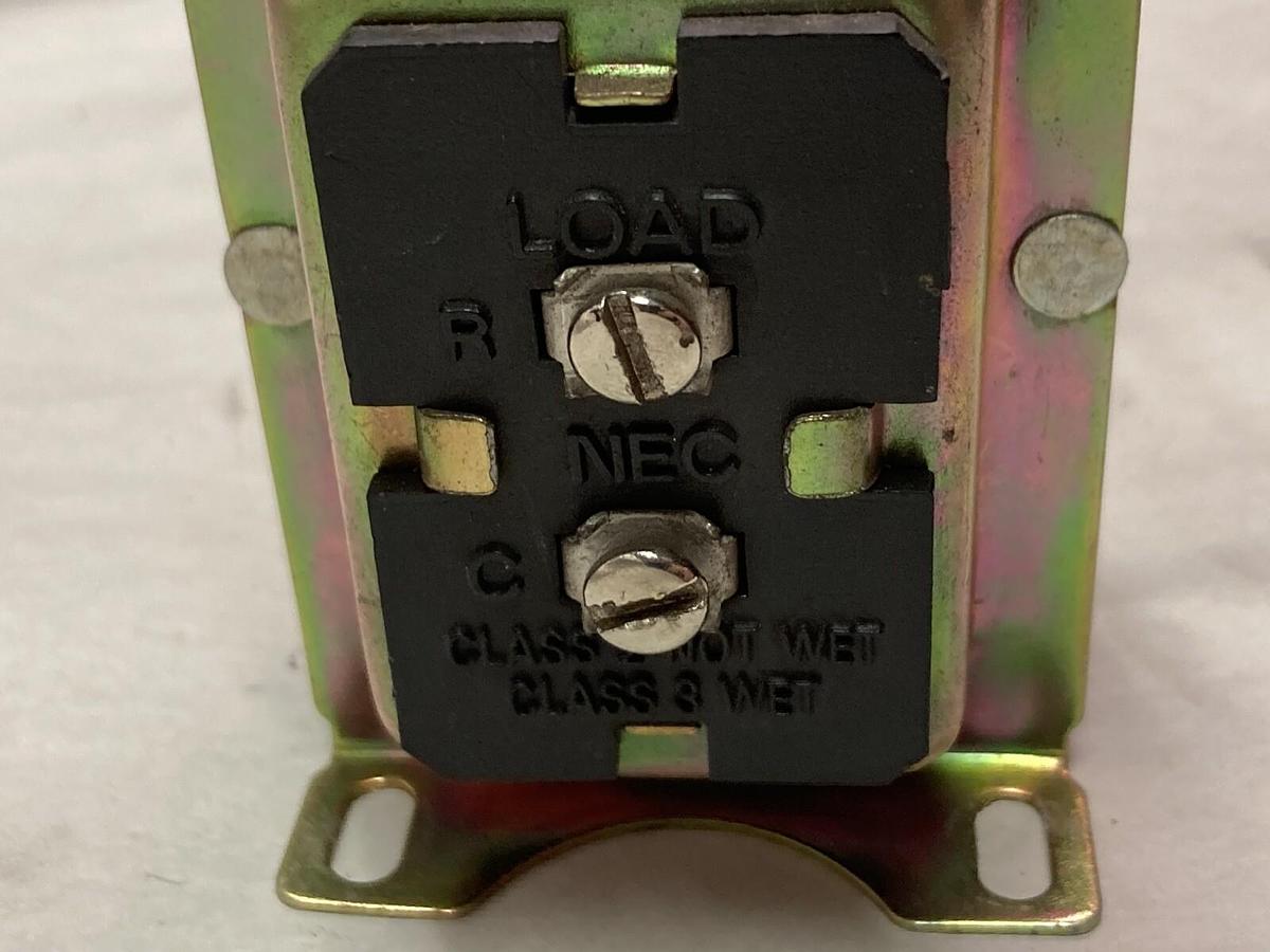 Used NuTone,101-N,Class 2 Doorbell Transformer 16V 60 Cycles Line 120