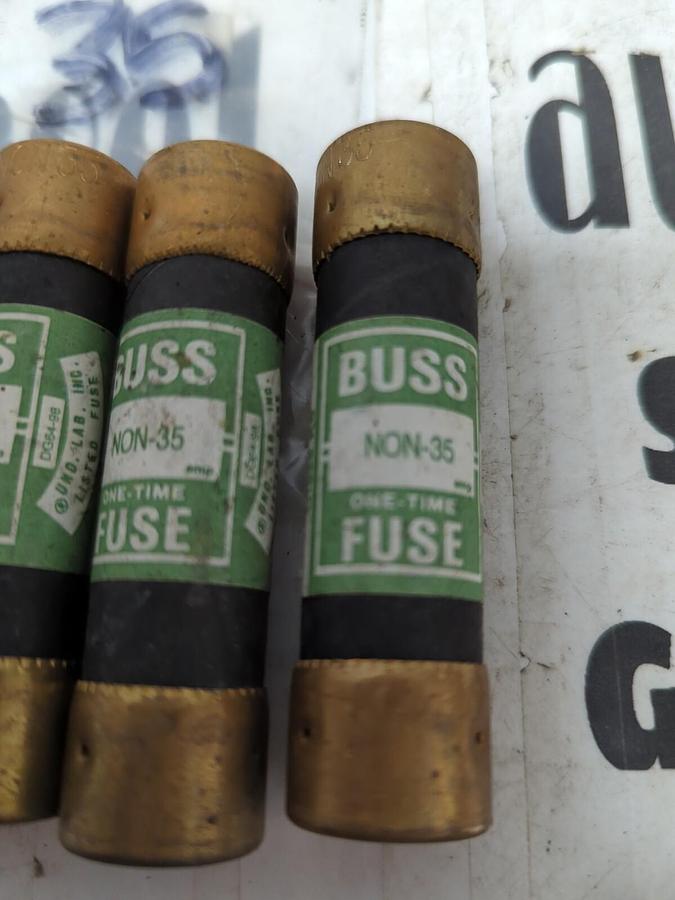 COOPER BUSSMANN,NON-35,ONE-TIME FUSES LOT OF 4 NOS