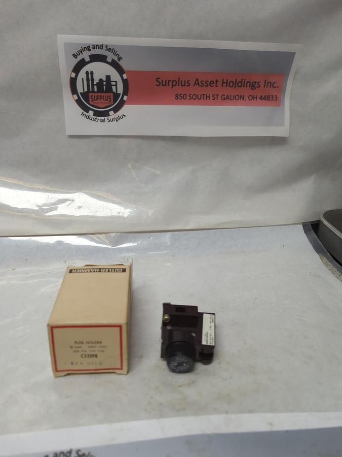 CUTLER HAMMER,C320FB,FUSE HOLDER 15 AMP 600V NOS