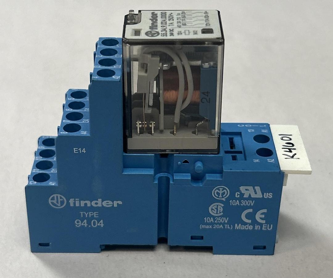 Used FINDER,94.04,SOCKET RELAY LOT OF 13