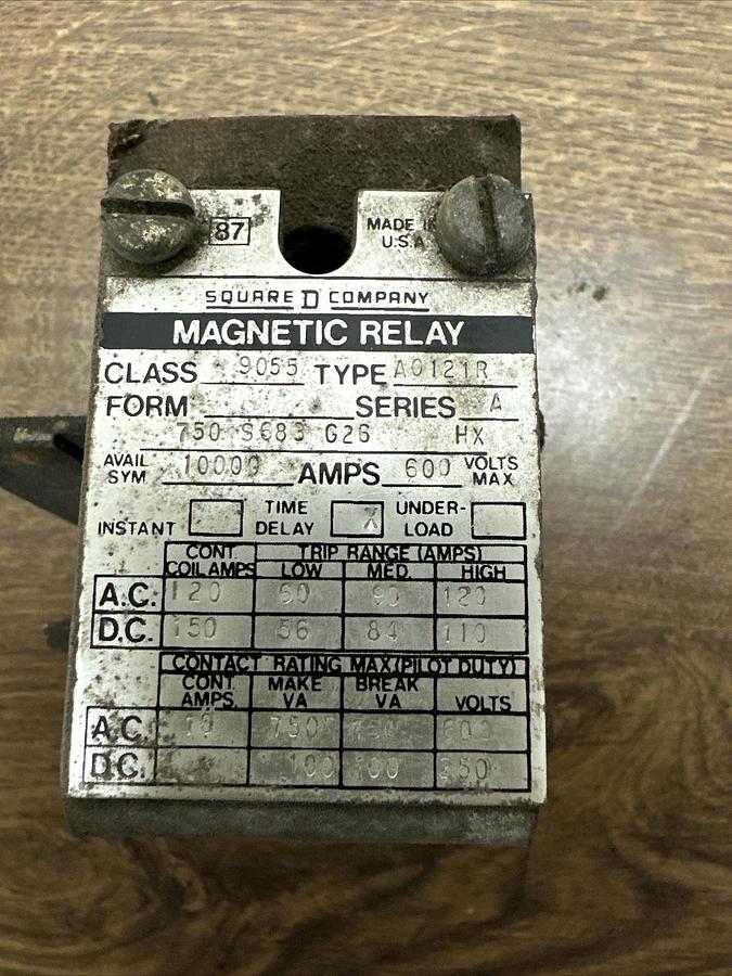 Used Square D,750-S683-G26,Magnetic Relay Class 9055 Type A0121R