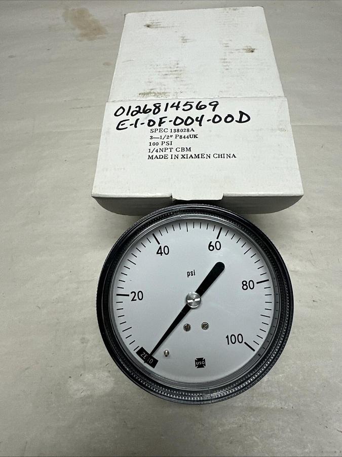 Used Amatek,138028A,100 PSI 3-1/2"Pressure Gauge Back Mount