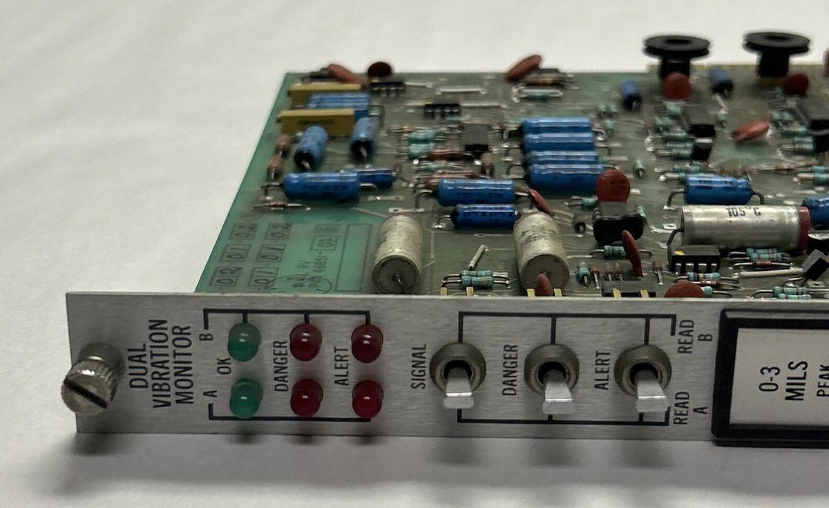 Used BENTLY NEVADA,PWA 46861-02,DUAL VIBRATION MONITOR