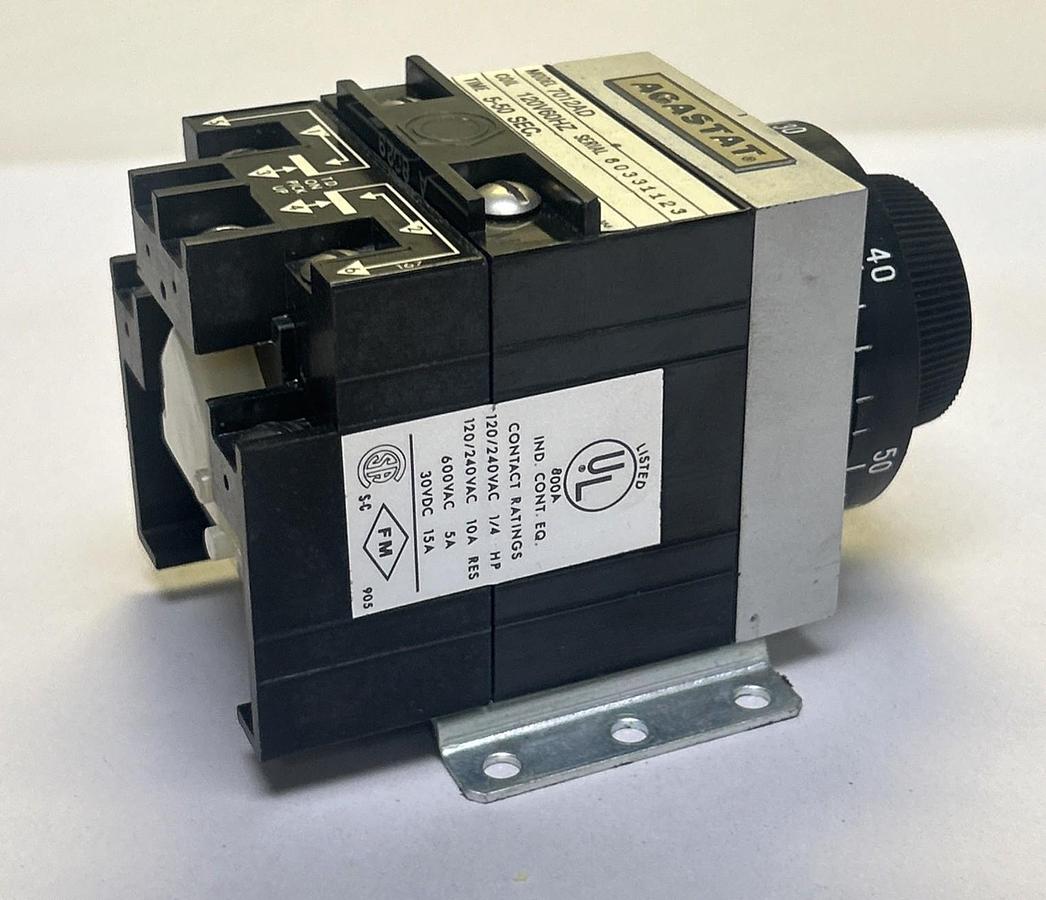 Used AGASTAT,7012AD,TIME DELAY RELAY 5-50 SEC 120V