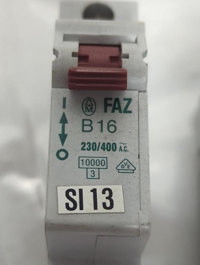 Used MOELLER,FAZ B16,CIRCUIT BREAKER 1P 230/400 AC LOT OF 6 PRE-OWNED