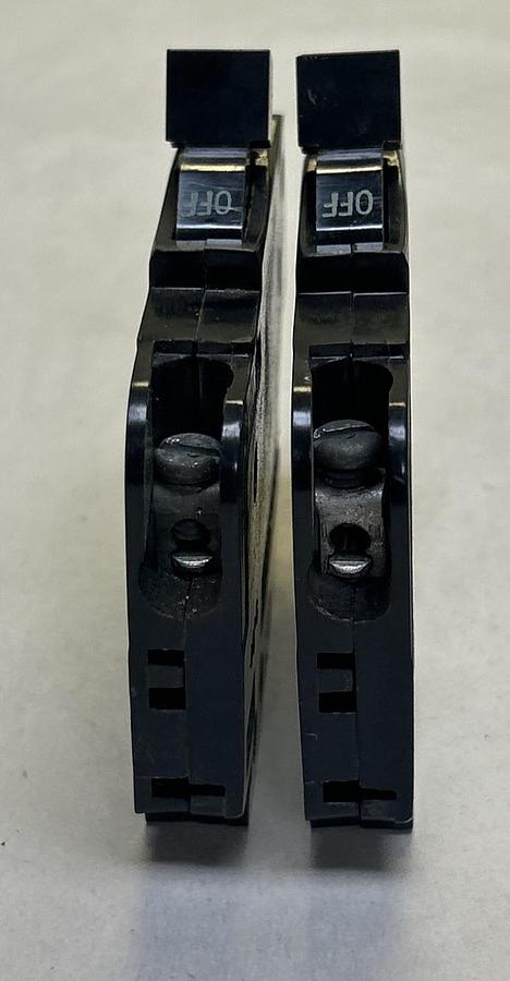 Used FEDERAL PACIFIC,NA115,CIRCUIT BREAKER 15A 120/240V 1P LOT OF 2