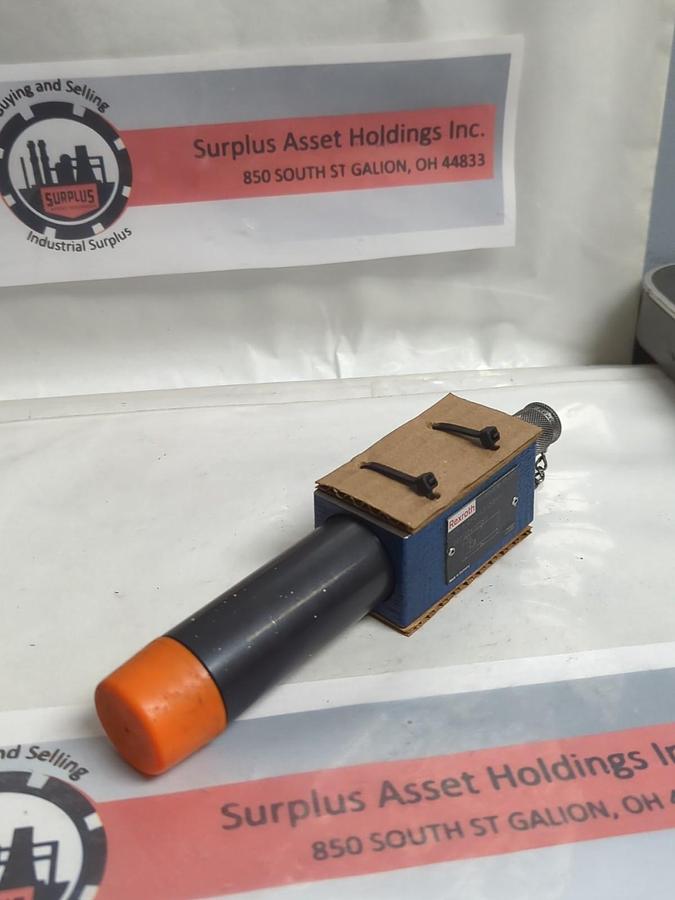 REXROTH,R900483788,PRESSURE REDUCING VALVE ZDR 6DP2-43/210YM NOS
