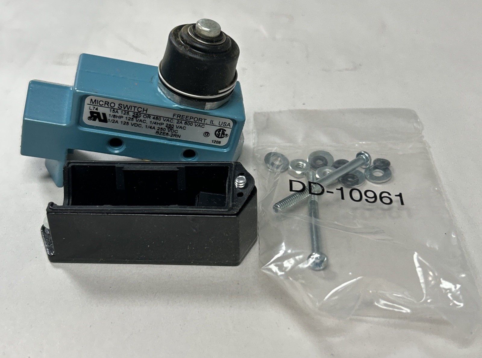 HONEYWELL,BZE6-2RN,LIMIT SWITCH NOS