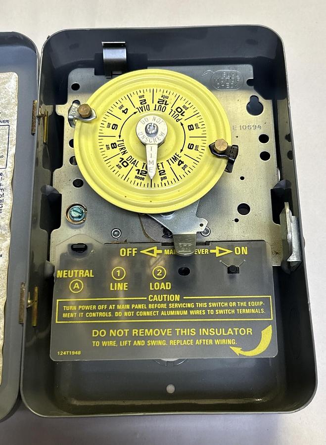 Used INTERMATIC,T101,24HR DIAL TIME SWITCH