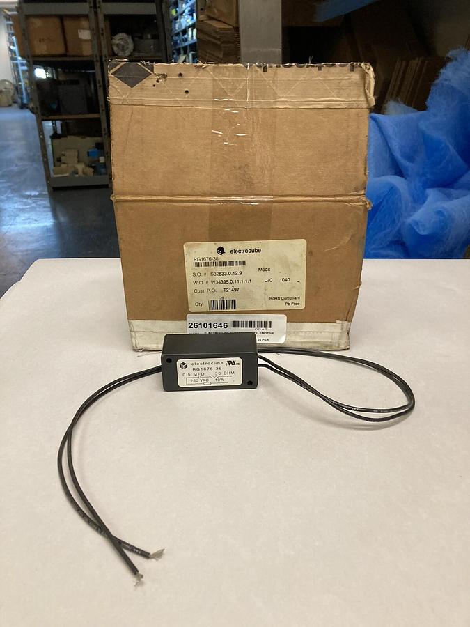 Used Electrocube,RG1676-38,Arc & Noise Suppressor/Resistor/RC Network 600V, Lot of 12
