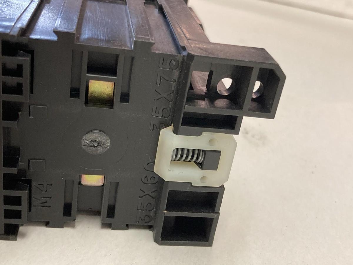 Allen Bradley,100-A18NZ*3,Contactor 24VDC 200/230V
