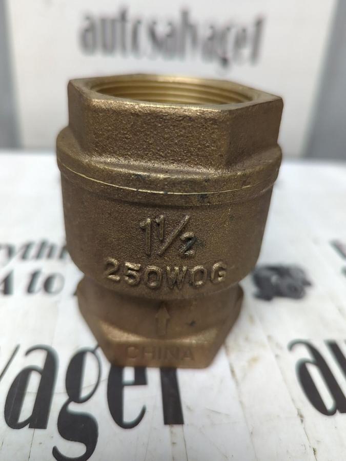 MILWAUKEE,250WOG,1-1/2 INCH SPRING CHECK VALVE NOS
