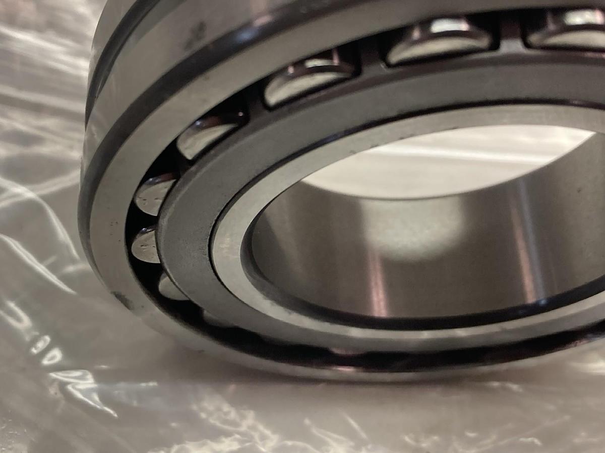SKF,22210 E/C3,Spherical Roller Bearing 2 Inch Bore