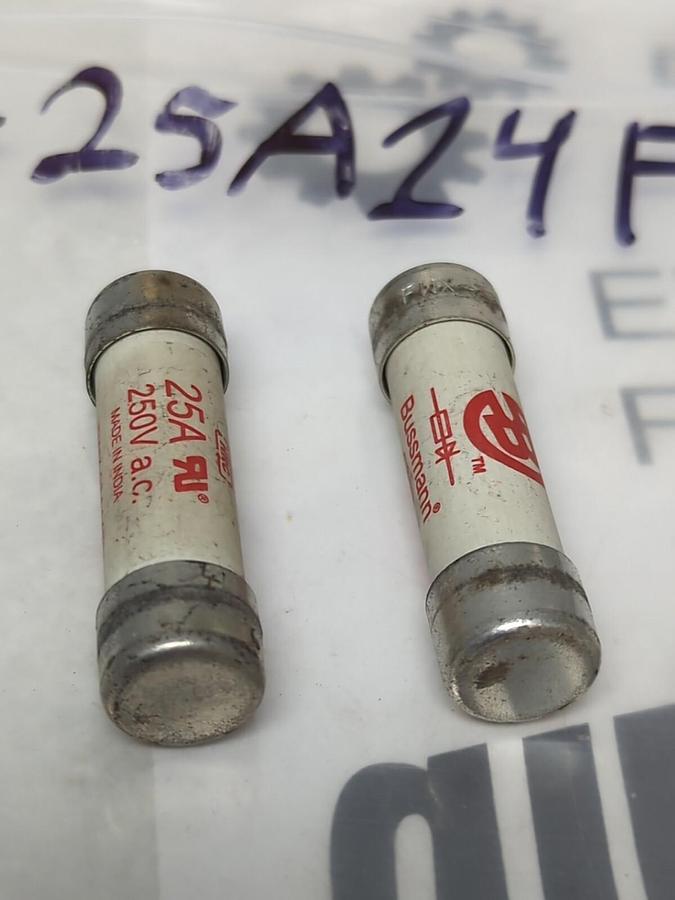 COOPER BUSSMANN,FWX-25A14FB,SEMICONDUCTOR 25 AMP FUSE LOT OF 2 NOS