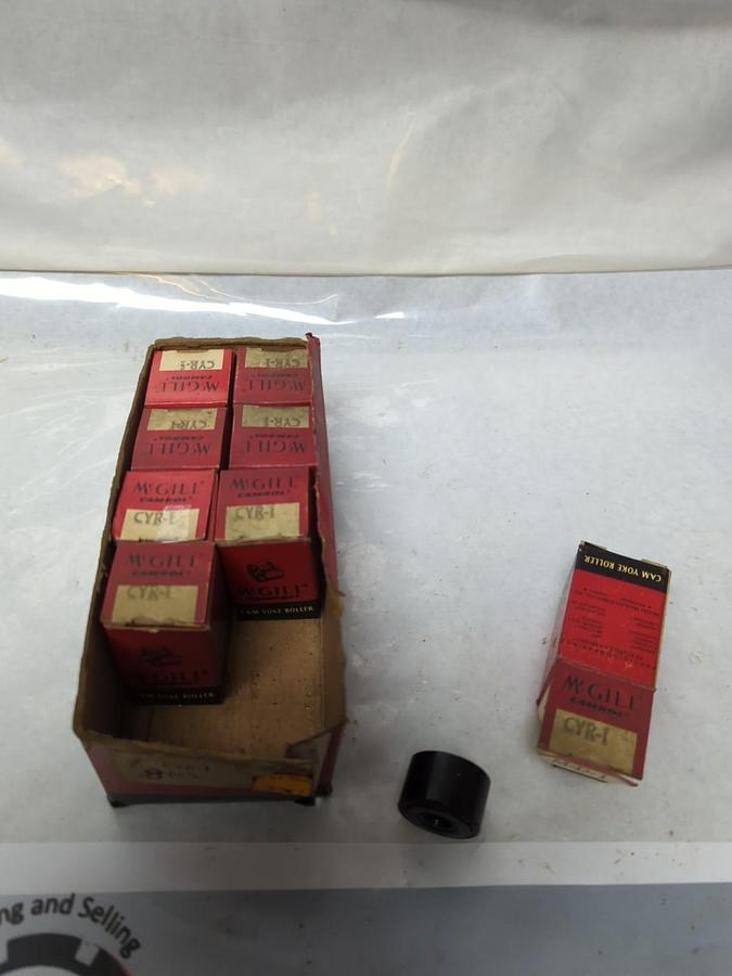 MCGILL,CYR-1,CAM YOKE ROLLER LOT OF 8 NOS