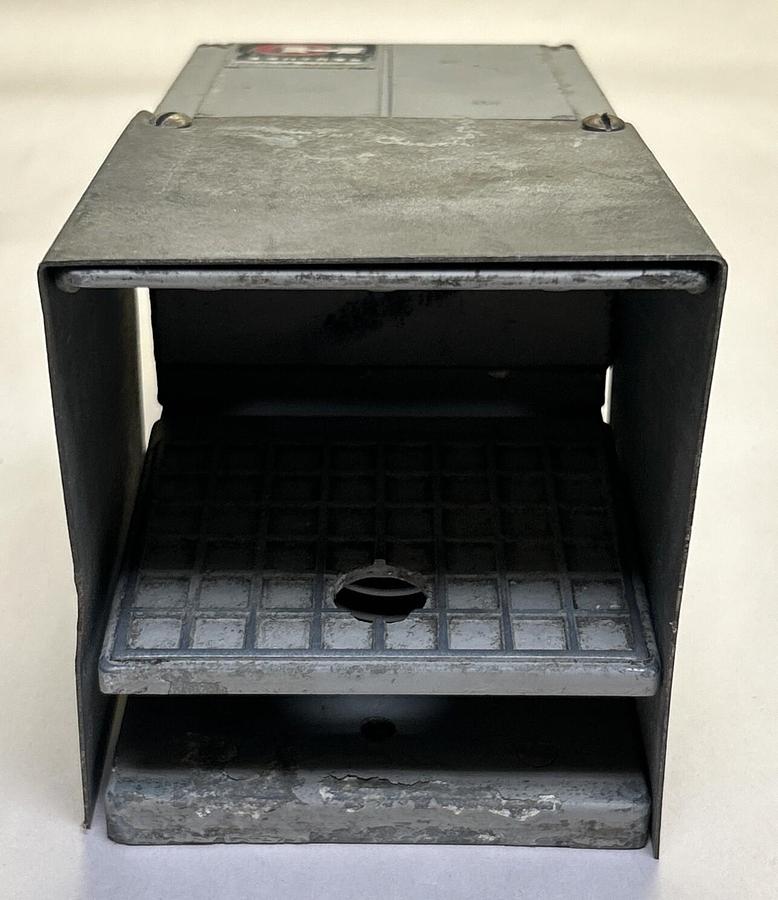 Used CUTLER-HAMMER,10251H34B,FOOT PEDAL SWITCH